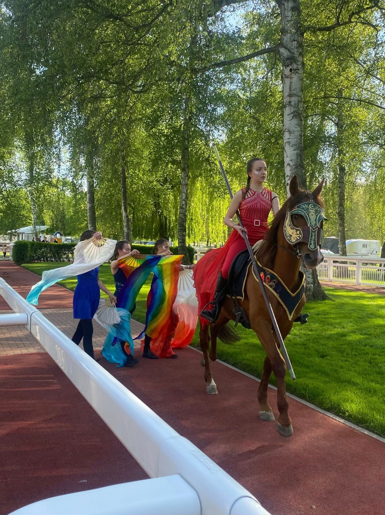Journée Race & Care sur l'hippodrome de Strasbourg Hoerdt avec Éducation LF et Les Cavaliers de tous temps
